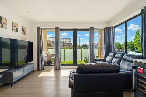 2 bedroom flat for sale, Mitcham Road, Croydon CR0