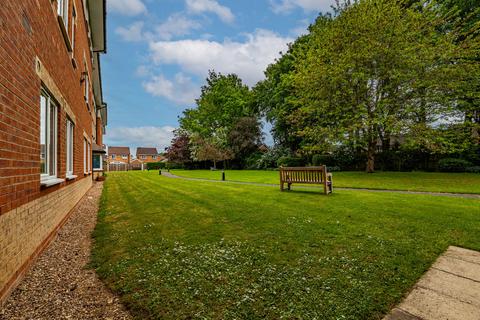 2 bedroom apartment for sale, Minster Court, Bracebridge Heath,Lincoln, LN4