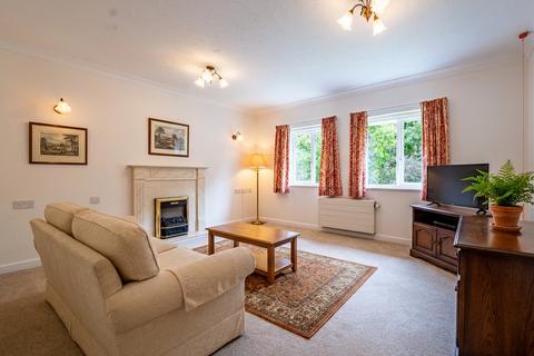2 bedroom apartment for sale, Minster Court, Bracebridge Heath,Lincoln, LN4