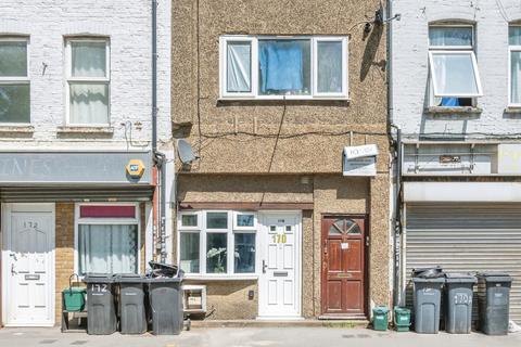 1 bedroom flat for sale, Dock Road, Tilbury, Essex, RM18