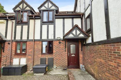2 bedroom terraced house for sale, Chantry Court, Swansea SA5