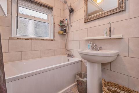 2 bedroom end of terrace house for sale, Seagrove Road, PORTSMOUTH