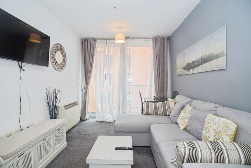 Apartment in Lancashire, Greater Manchester - View 2