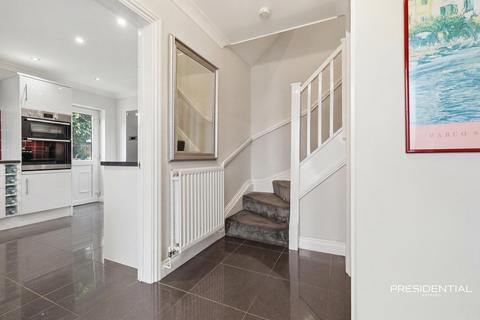3 bedroom link detached house for sale, Princes Road, Buckhurst Hill IG9
