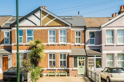 Upper Sunbury Road, Hampton TW12