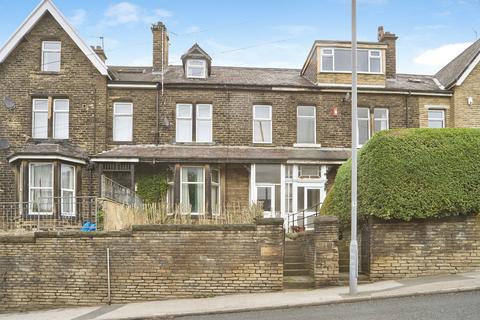 3 bedroom apartment for sale, Carr Lane, Shipley