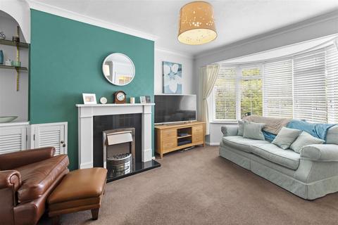 3 bedroom end of terrace house for sale, Lynholm Road, Polegate BN26