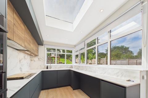 3 bedroom semi-detached house to rent, Argyle Road, Reading, Berkshire, RG1