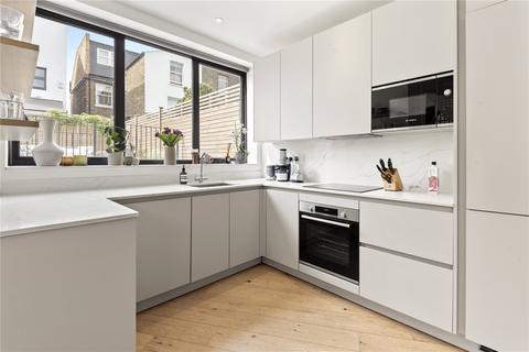 4 bedroom end of terrace house for sale, Cavendish Road, London, SW12