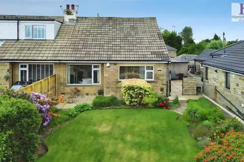 2 bedroom semi-detached bungalow for sale, Calderdale