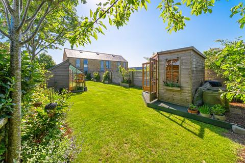 3 bedroom terraced house for sale, Burley Bank Road, Killinghall, Harrogate, HG3