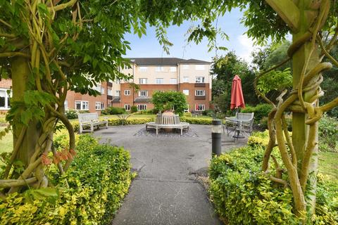 1 bedroom flat for sale, Crowstone Road, Westcliff-on-Sea, Essex, SS0