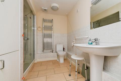 1 bedroom flat for sale, Crowstone Road, Westcliff-on-Sea, Essex, SS0