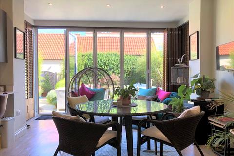 undefined, Grenville Court - Butleigh Close to Millfield School