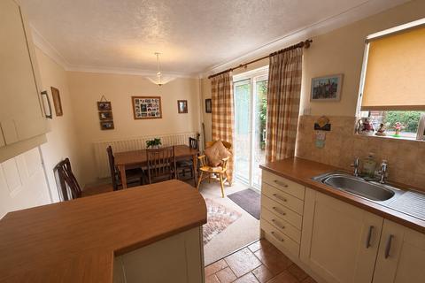 4 bedroom terraced house for sale, White Cross, Peterborough