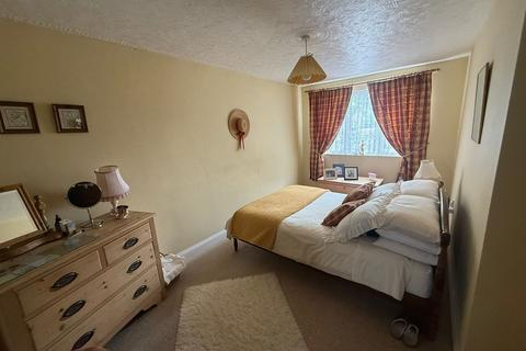 4 bedroom terraced house for sale, White Cross, Peterborough