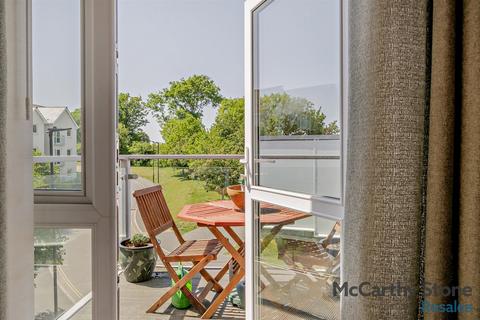 1 bedroom apartment for sale, Foxes Road, Newport