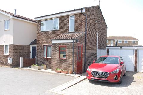 3 bedroom semi-detached house for sale, Petunia Crescent,  Springfield, Chelmsford, CM1 6YP