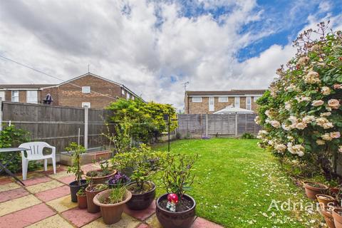 3 bedroom semi-detached house for sale, Petunia Crescent,  Springfield, Chelmsford, CM1 6YP