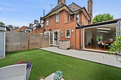 3 bedroom end of terrace house for sale, Wulfstan Street, London, W12 0
