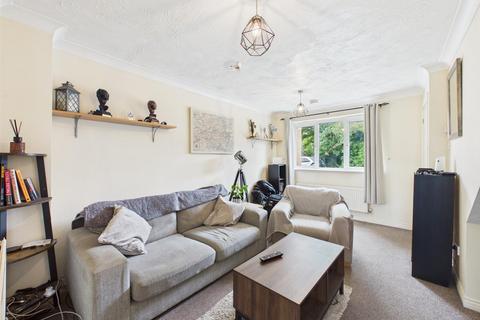 2 bedroom terraced house to rent, Thatch Meadow Drive, Market Harborough