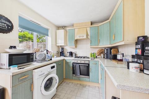 2 bedroom terraced house to rent, Thatch Meadow Drive, Market Harborough