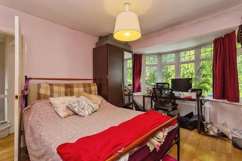 3 bedroom semi-detached house for sale, Whitton Avenue East, GREENFORD