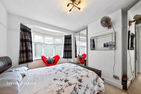 3 bedroom semi-detached house for sale, Osidge Lane, London