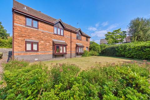 2 bedroom flat for sale, Rosedale, Redan Road, Aldershot, Hampshire, GU12