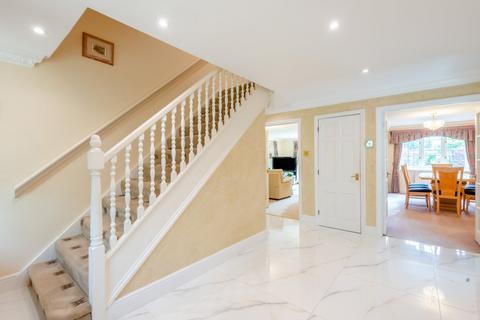 5 bedroom detached house for sale, Fulmer Drive, Gerrards Cross, Buckinghamshire