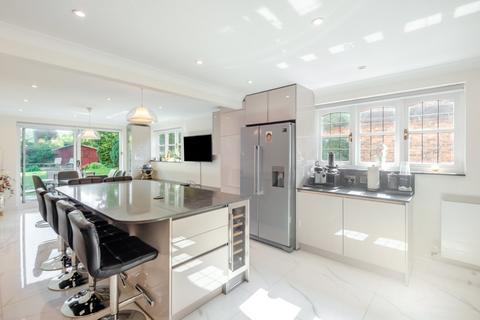 5 bedroom detached house for sale, Fulmer Drive, Gerrards Cross, Buckinghamshire