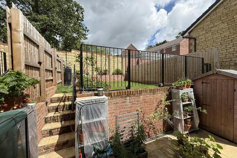 3 bedroom semi-detached house for sale, Clark Drive, Chippenham