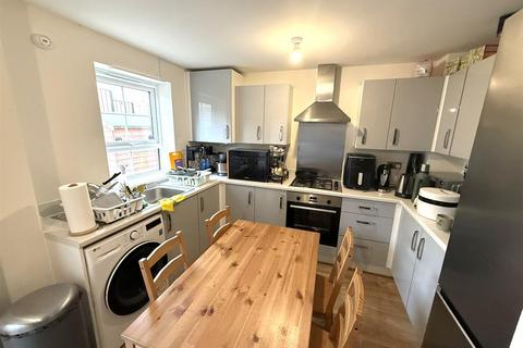 3 bedroom semi-detached house for sale, Clark Drive, Chippenham