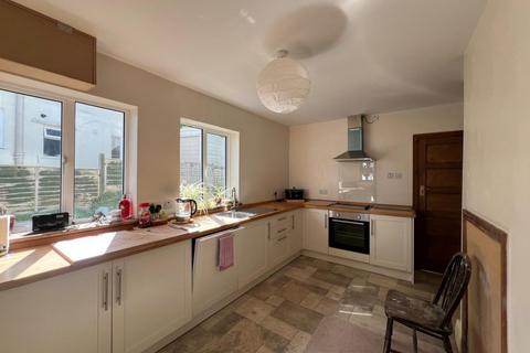 undefined, Cambridge Avenue, Dursley GL11