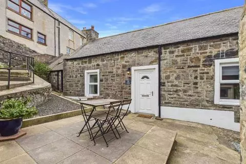 1 bedroom cottage for sale