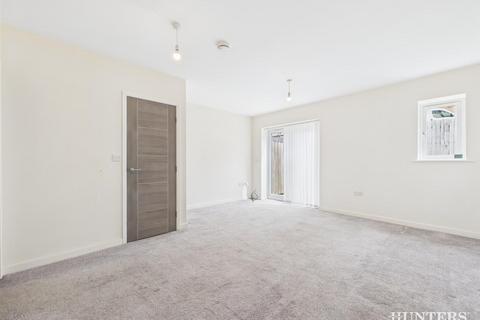 3 bedroom end of terrace house for sale, West Row, Consett