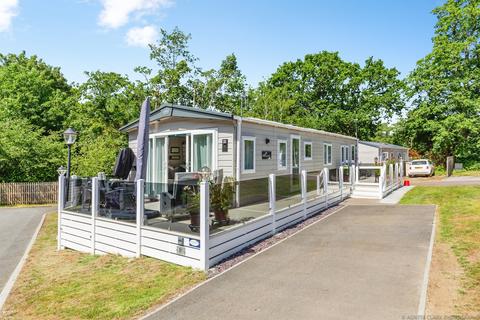 2 bedroom park home for sale, Woodlands Drive, Hastings