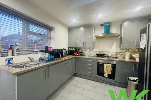 3 bedroom semi-detached house for sale, Canterbury Road, West Bromwich, B71
