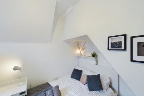 4 bedroom house of multiple occupation to rent, Harford Street, Middlesbrough TS1