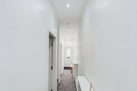 4 bedroom house of multiple occupation to rent, Harford Street, Middlesbrough TS1