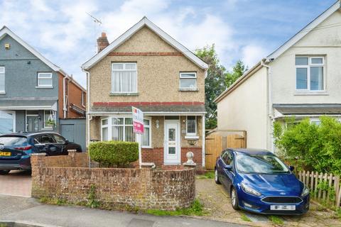 3 bedroom detached house for sale, Northfield Road, Southampton