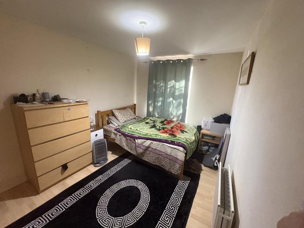 Apartment in Nottingham - View 3