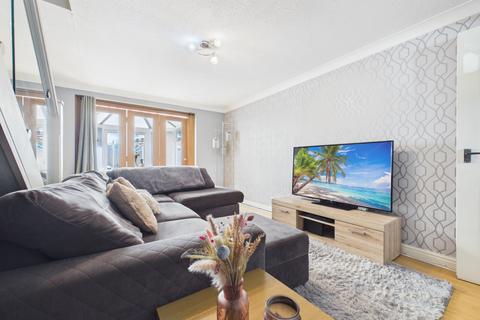 2 bedroom terraced house for sale, Mulberry Close, Chester CH2