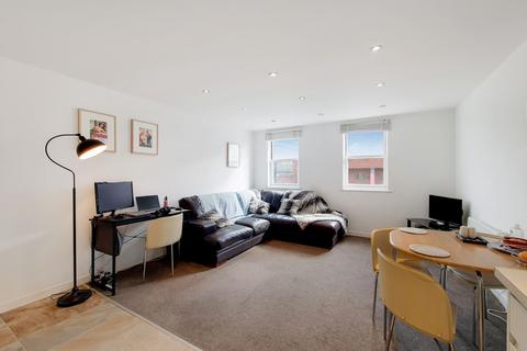 2 bedroom flat to rent, Deptford Church Street, London, SE8