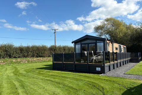 2 bedroom lodge for sale, Victory Lakewood Lodge, Maesmawr Farm Resort, SY17 5SE, Mid Wales