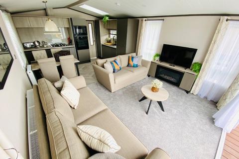 2 bedroom lodge for sale, Victory Lakewood Lodge, Maesmawr Farm Resort, SY17 5SE, Mid Wales