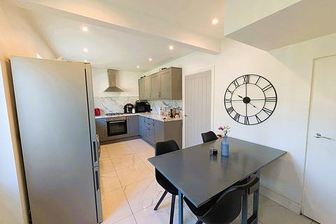 3 bedroom semi-detached house for sale, 31 Brown Hill Drive, Austerlands, Oldham, OL4 4BD