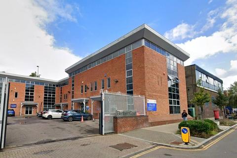 Office for sale, London N7