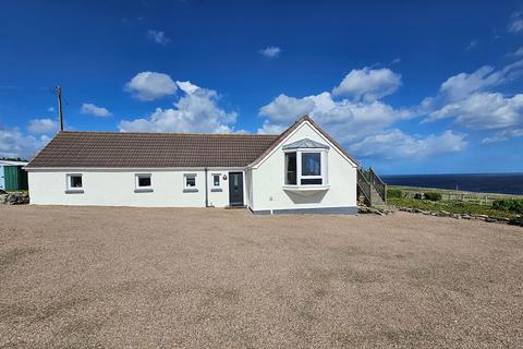 2 bedroom detached house for sale, Midclyth, Lybster, Highland. KW3 6BA