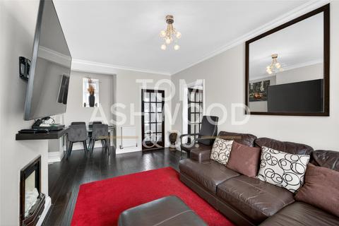 2 bedroom semi-detached house for sale, Lindisfarne Road, Dagenham, Essex, RM8